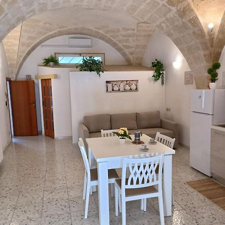 Casa Vacanze Teichos Grottaglie Exteriör bild